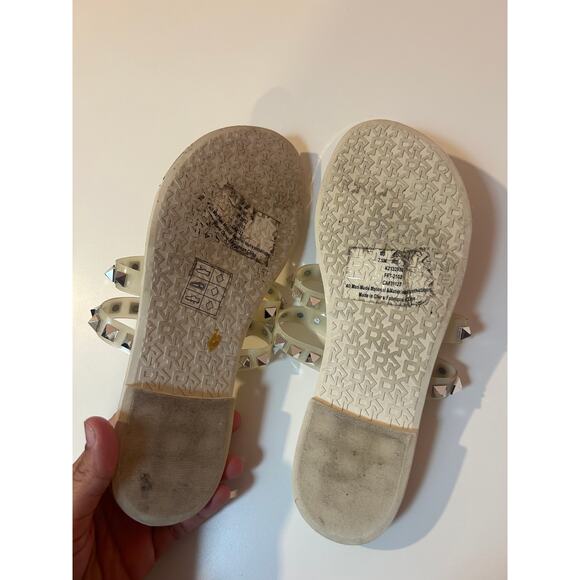 Dkny Flip Flops *7.5* - Picture 3 of 3
